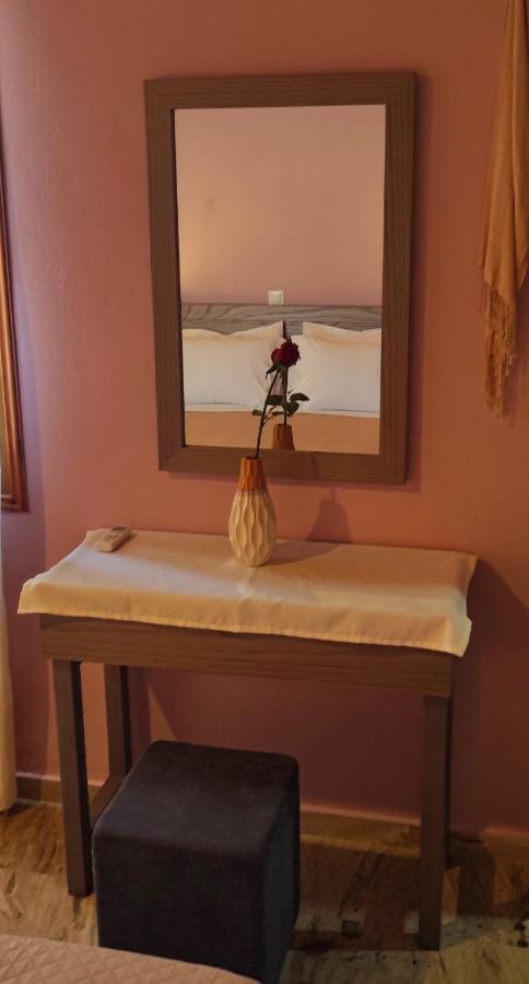 Artaki Beach Comfy Apartment Koróni Eksteriør bilde